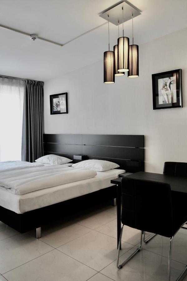 Hotel Super Hotel,